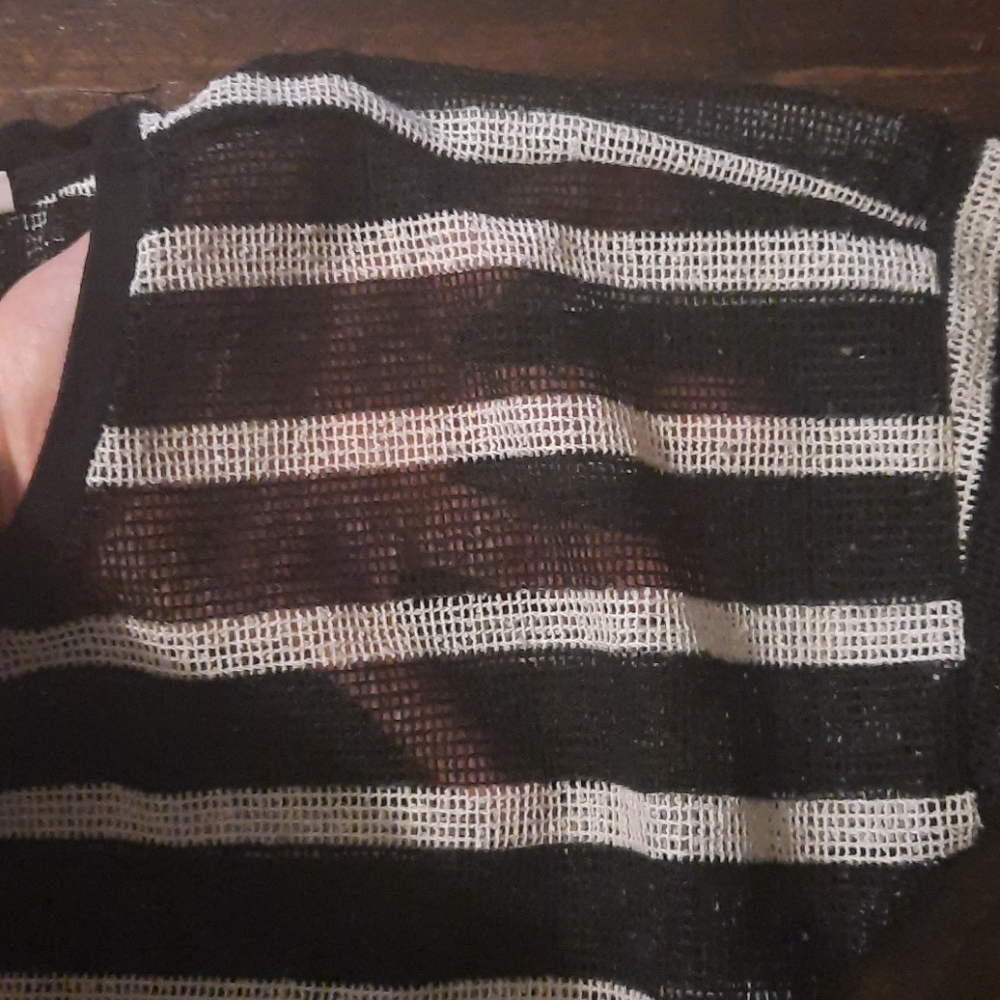 Sheer‎ tee - Picture 4 of 6